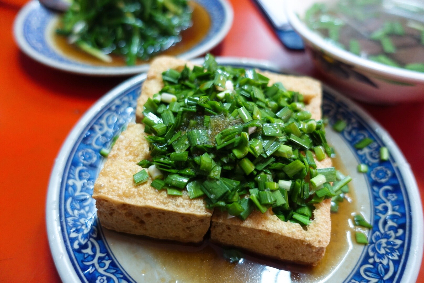 【花蓮鳳林】游翁韭菜臭豆腐｜臭豆腐與脆爽韭菜的結合，鳳林必吃特色小吃