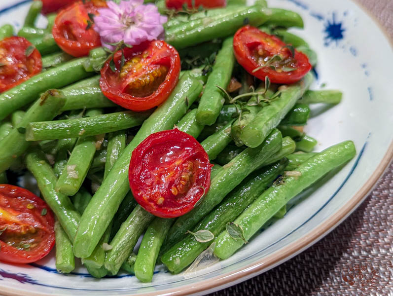 清炒四季豆佐烤番茄食譜