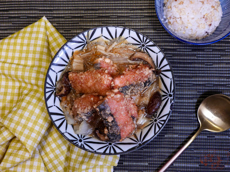 【鰻魚食譜】鰻魚羹飯｜在家自己炸鰻魚羹，美味羹飯並不難