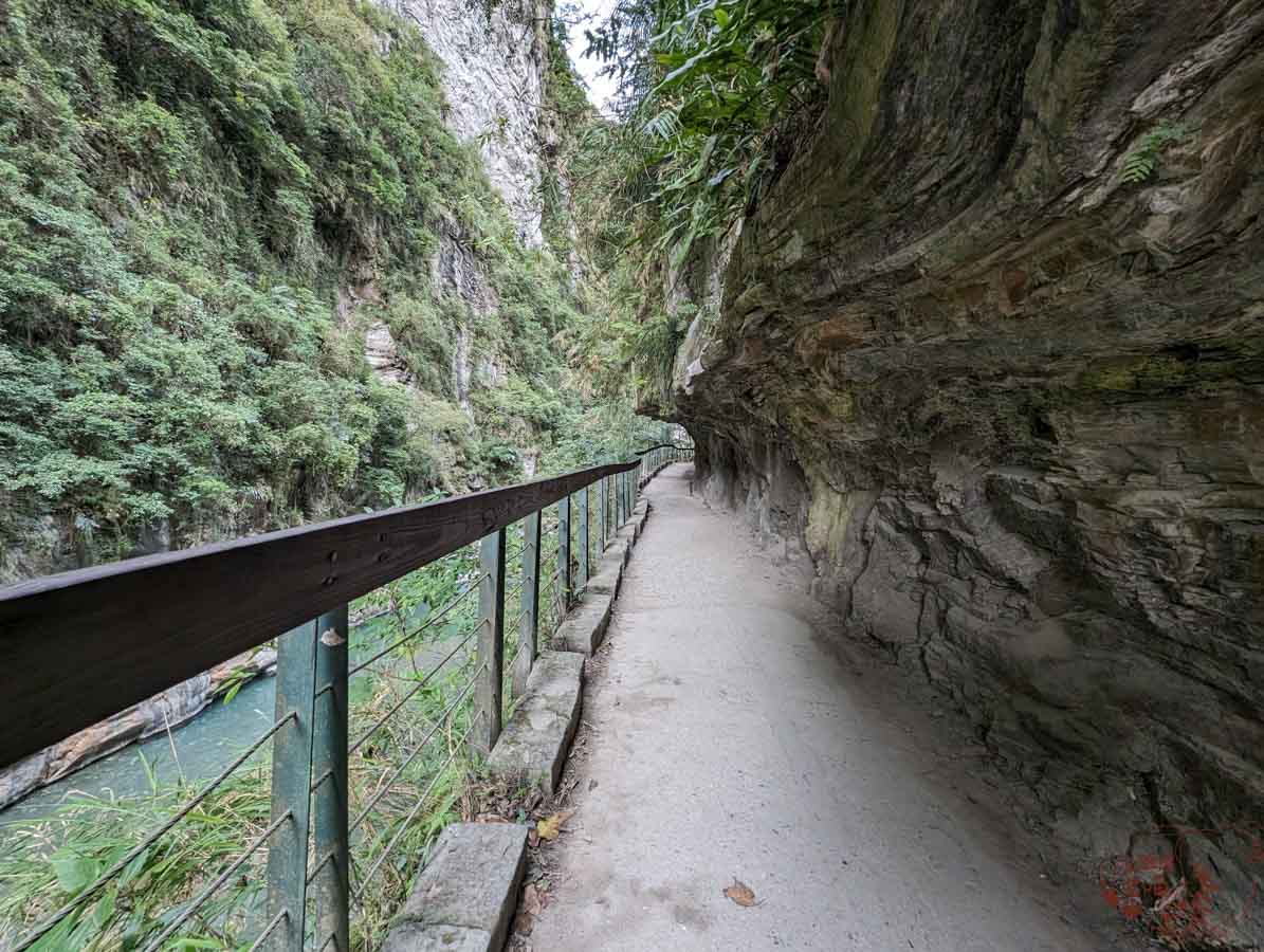 【花蓮景點】砂卡礑步道｜走入山林峽谷看盡山水，太魯閣的平緩步道