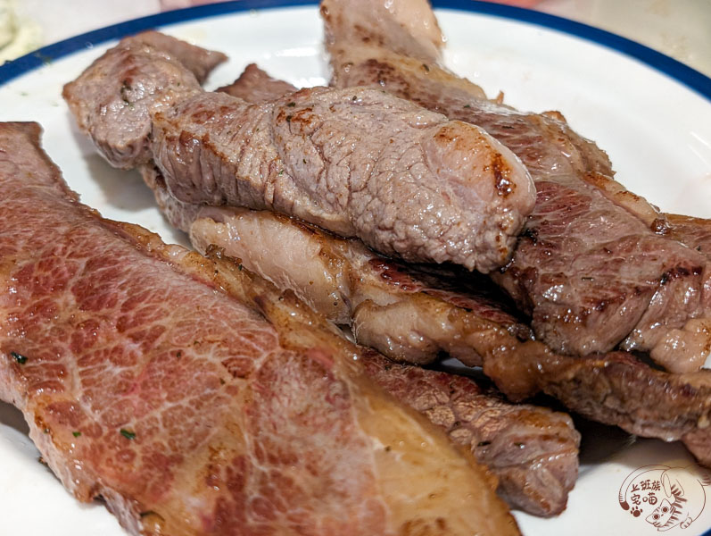 牛小排佐香料奶油食譜