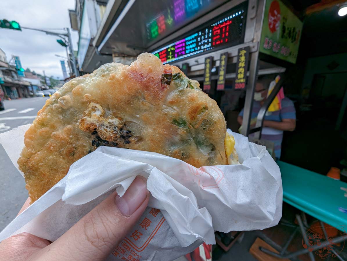 【宜蘭小吃】蔥油餅加了麻糬「三星阿婆蔥油餅」，獨此一家的特色口味