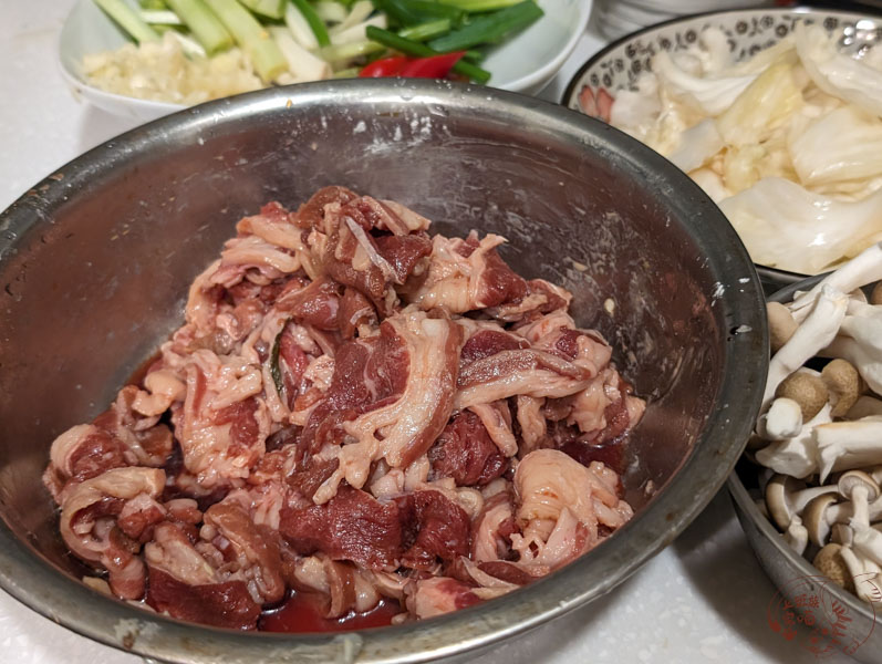 川味泡菜牛肉食譜