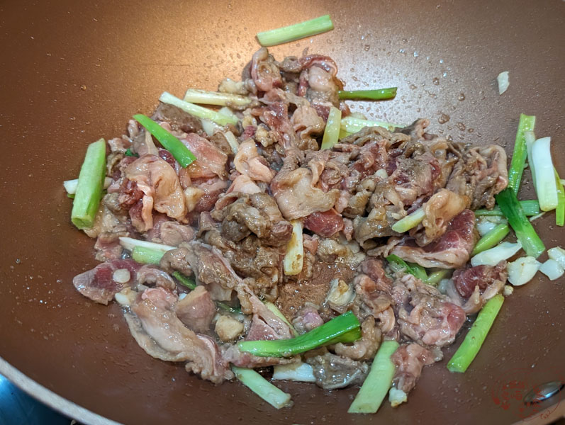 川味泡菜牛肉食譜