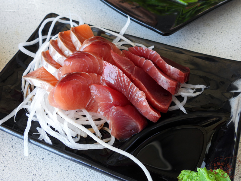 [花蓮美食]屋銤海鮮｜品嚐生鮮活跳龍蝦x最美海景風光