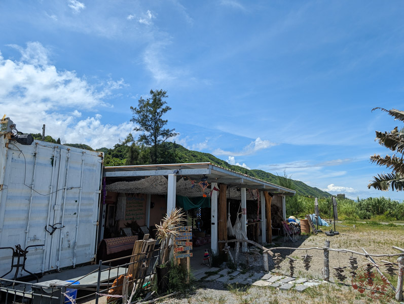 藍月。海｜花蓮鹽寮半開放式餐酒館，邊吃邊賞無敵海景