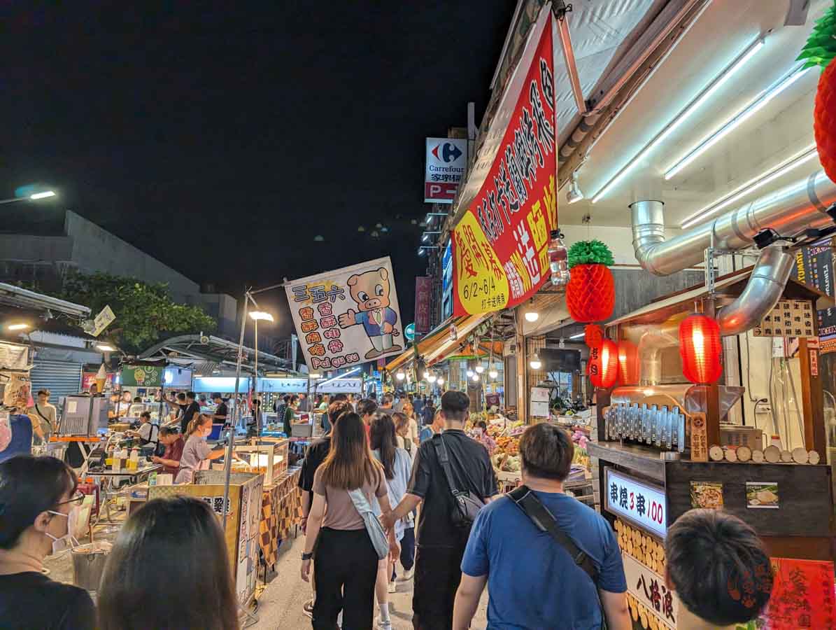 【台東景點】台東觀光夜市-台東市區晚上可取，吃喝玩樂皆有