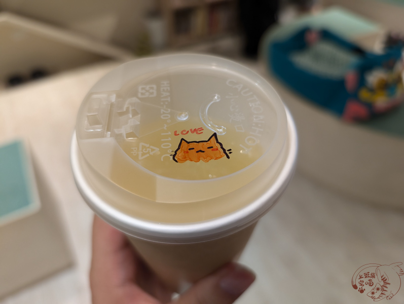 [台北西門町]FUFUCatCafe-計時制貓咪咖啡廳，貓咪隨你摸飲料喝到飽