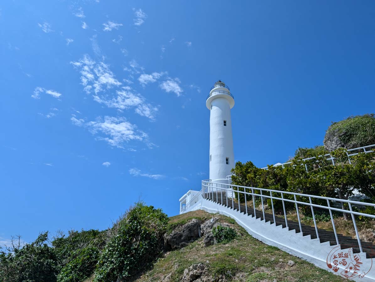 【綠島景點】綠島燈塔｜日夜都有不同的美，看海賞星絕佳地點