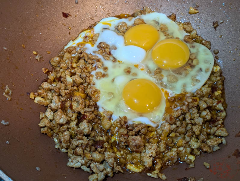 [單人食譜]我很好蓋飯｜一個人也能吃得很好，獨居者必學料理