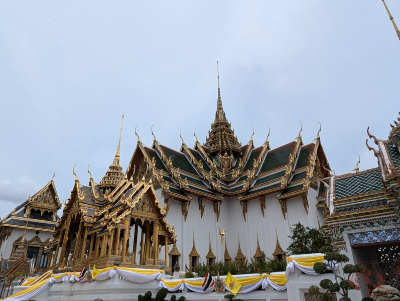 【曼谷】泰國旅遊經典：曼谷大皇宮與玉佛寺深度之旅，教你搭船抵達不塞車