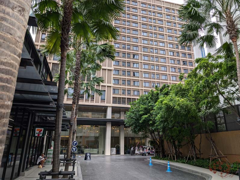 【泰國住宿】Sindhorn Midtown Hotel Bangkok｜曼谷市中心5星級飯店，含無邊際泳池+豐盛早餐