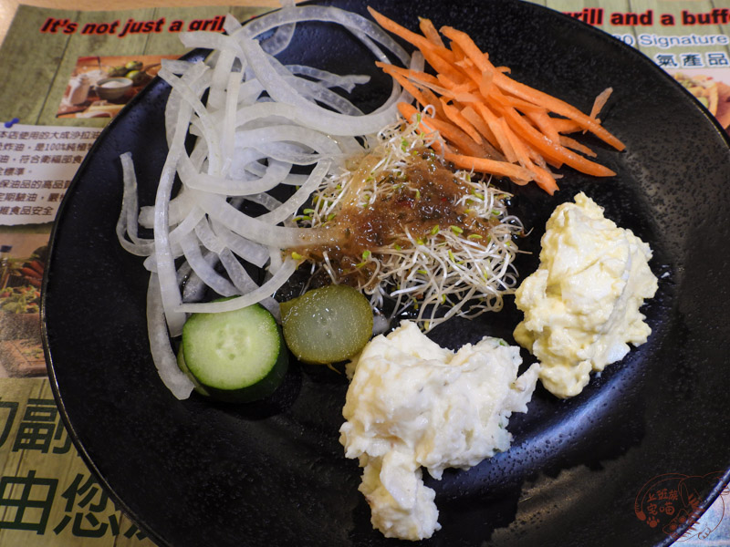 【台北排餐】龐德羅莎：豐富自助吧與排餐完美結合，松菸饗食新地標