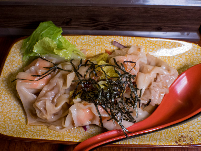 【花蓮美食】福坊炭烤酌酒-溫暖人心的深夜食堂，從烤串到炒飯樣樣美味