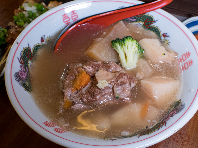 【花蓮美食】福坊炭烤酌酒-溫暖人心的深夜食堂，從烤串到炒飯樣樣美味