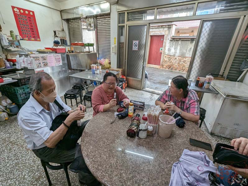 【金門早餐必吃】金許園早餐店｜手工牛肉大餅太誘人！