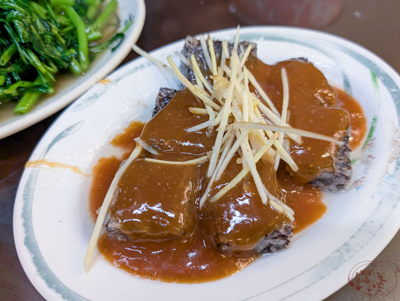 《達文化生炒鴨肉焿》嘉義文化路夜市必吃小吃，體驗嘉義口味酸甜焿湯