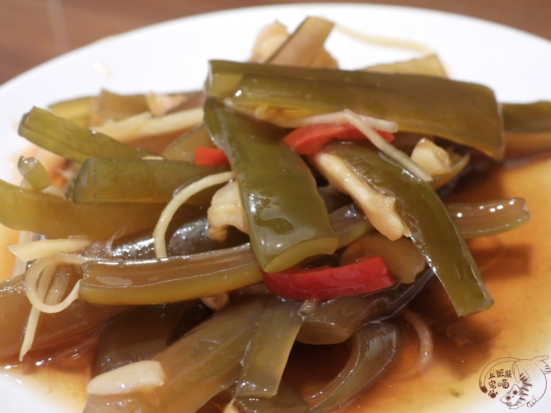 [花蓮牛肉麵]無名牛肉麵-巷弄中在地人特愛牛肉麵館，牛筋超軟綿令人喜愛