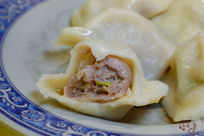 台北美食｜銀記手擀刀切牛肉麵-大份量高CP值平民美食，鄰近忠孝新生站