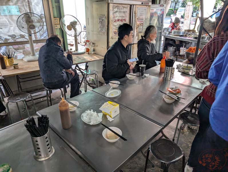 嘉義雞肉飯｜大同雞肉飯-嘉義在地人推薦的銅板美食～雞肉飯超便宜