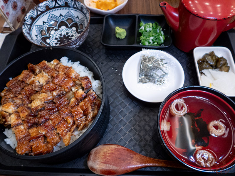 【台北鰻魚】三河中川屋｜高貴無比的普普鰻魚飯，整體性價比相當低