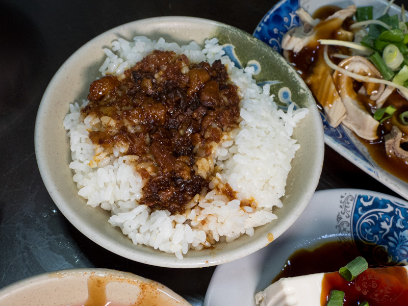 花蓮小吃｜橋頭肉圓-35元好吃Q彈的肉圓，七腳川溪旁在地美食