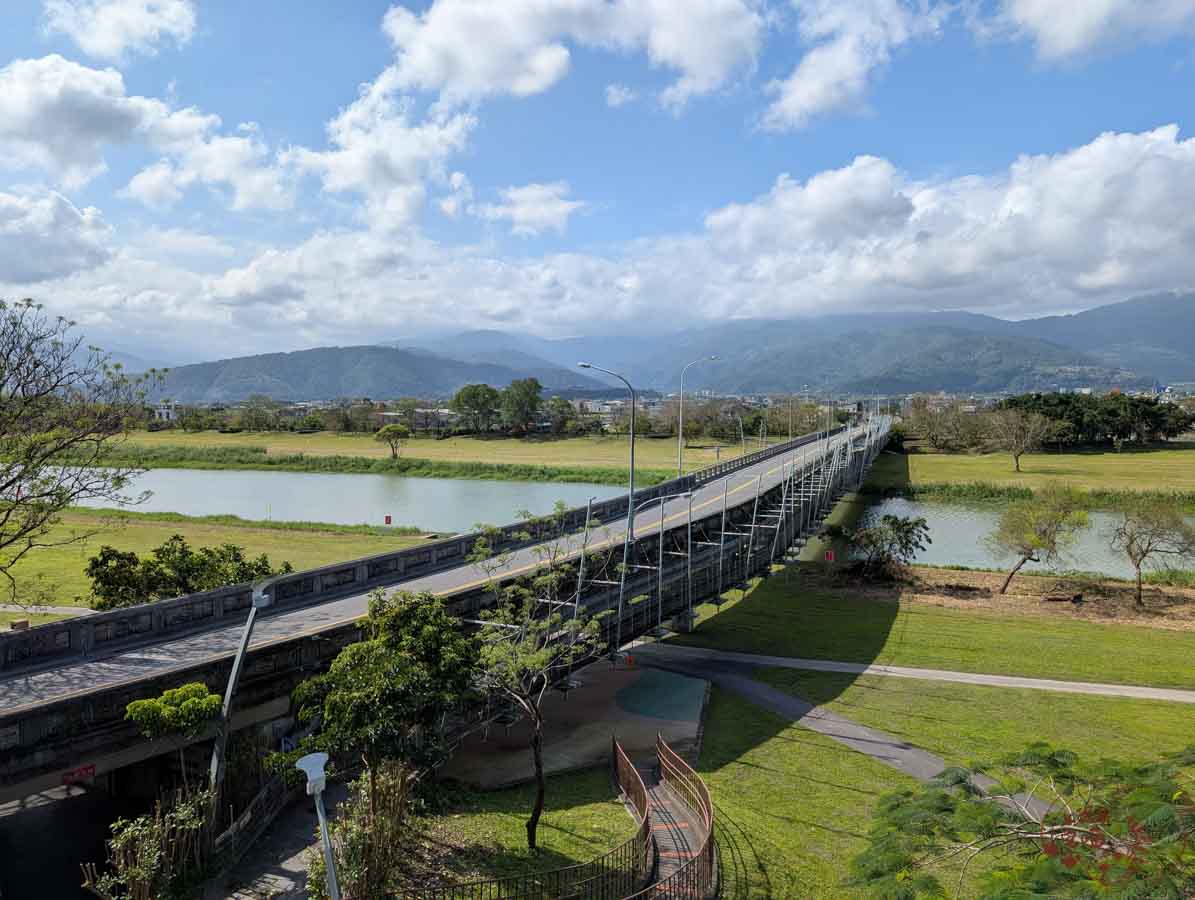 宜蘭景點｜慶和橋津梅棧道-工業風超好拍懸浮陸橋，宜蘭市區免費小景點