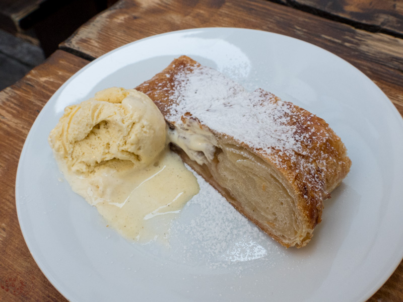 【CK小鎮】Penzion a restaurace Maštal｜美拍有餘美味不足，庫倫洛夫不推的餐館