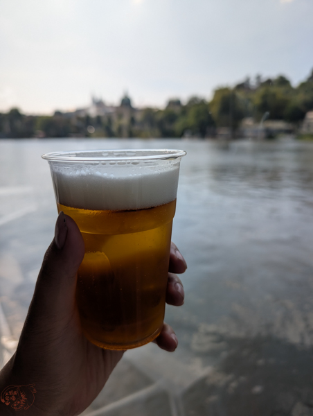 【捷克旅遊】Prague Boats|悠閒的伏爾塔瓦河遊船,船上吃喝看景吹吹風 6 【捷克旅遊】Prague Boats|悠閒的伏爾塔瓦河遊船,船上吃喝看景吹吹風