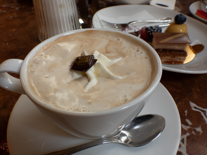 【奧地利】中央咖啡館 Café Central|花式咖啡x誘人甜點,維也納必去咖啡廳 1 【奧地利】中央咖啡館 Café Central|花式咖啡x誘人甜點,維也納必去咖啡廳