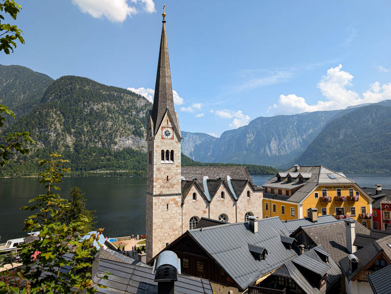 【奧地利】Hallstatt 哈修塔特一日遊攻略|必去景點、人骨屋及教堂,明信片拍攝點介紹 12 【奧地利】Hallstatt 哈修塔特一日遊攻略|必去景點、人骨屋及教堂,明信片拍攝點介紹