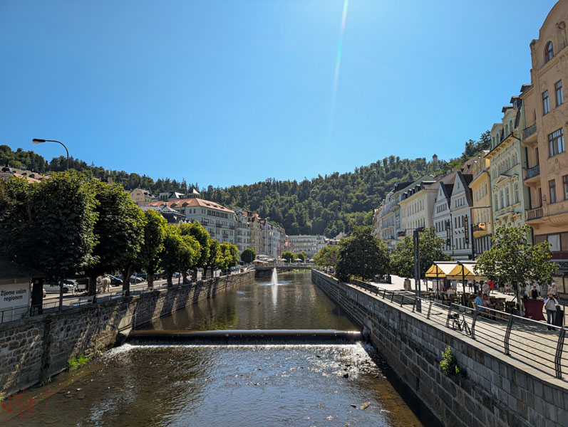 【捷克景點】卡羅維瓦利 Karlovy Vary｜溫泉小鎮必去景點推薦，貴族名人都曾去的療癒之地
