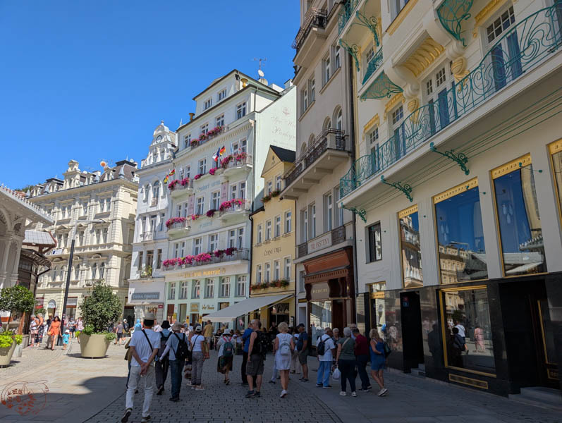 【捷克景點】卡羅維瓦利 Karlovy Vary｜溫泉小鎮必去景點推薦，貴族名人都曾去的療癒之地