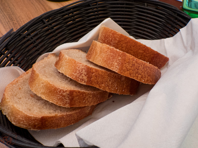 【捷克布拉格】Charles Bridge Restaurant評價｜景色超美、餐點與服務卻讓人失望