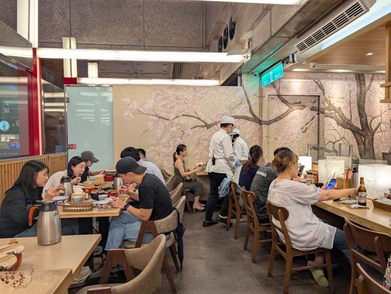 金子半之助 微風台北車站｜來自東京天丼名店，炸物加醬不酥口感差