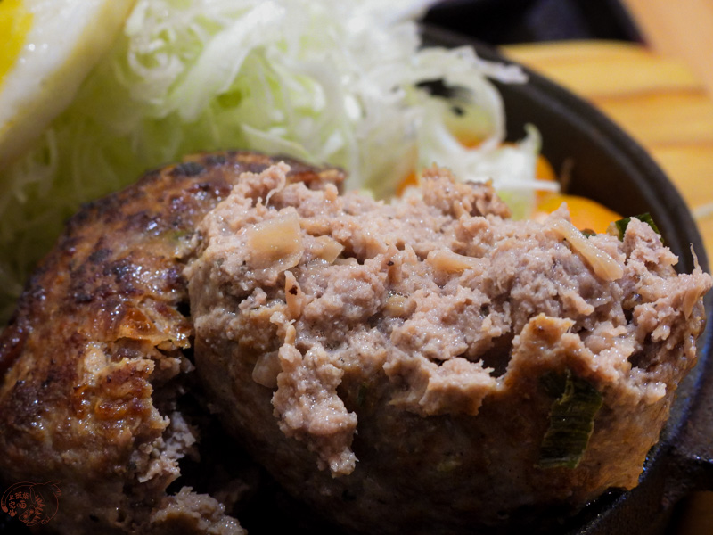 台北加藤食堂食記｜主打手工和牛漢堡排，但口感偏硬略帶筋