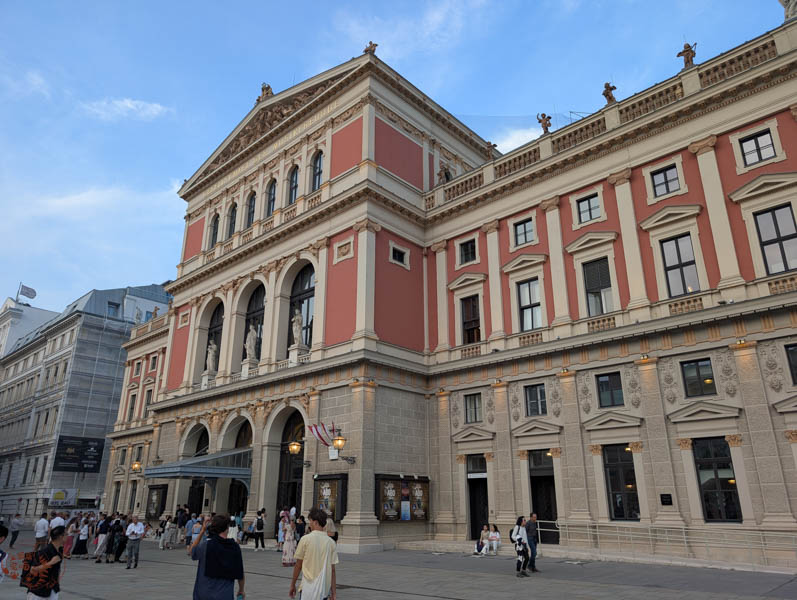 【維也納】金色大廳 Musikverein Wien攻略|門票價格、交通與聽音樂會心得分享 2 【維也納】金色大廳 Musikverein Wien攻略|門票價格、交通與聽音樂會心得分享
