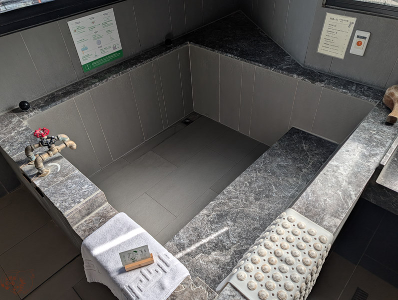 【礁溪溫泉】蔥澡 Hot Spring Onion｜邊緣人救星！少數開放「單人泡湯」的文青湯屋