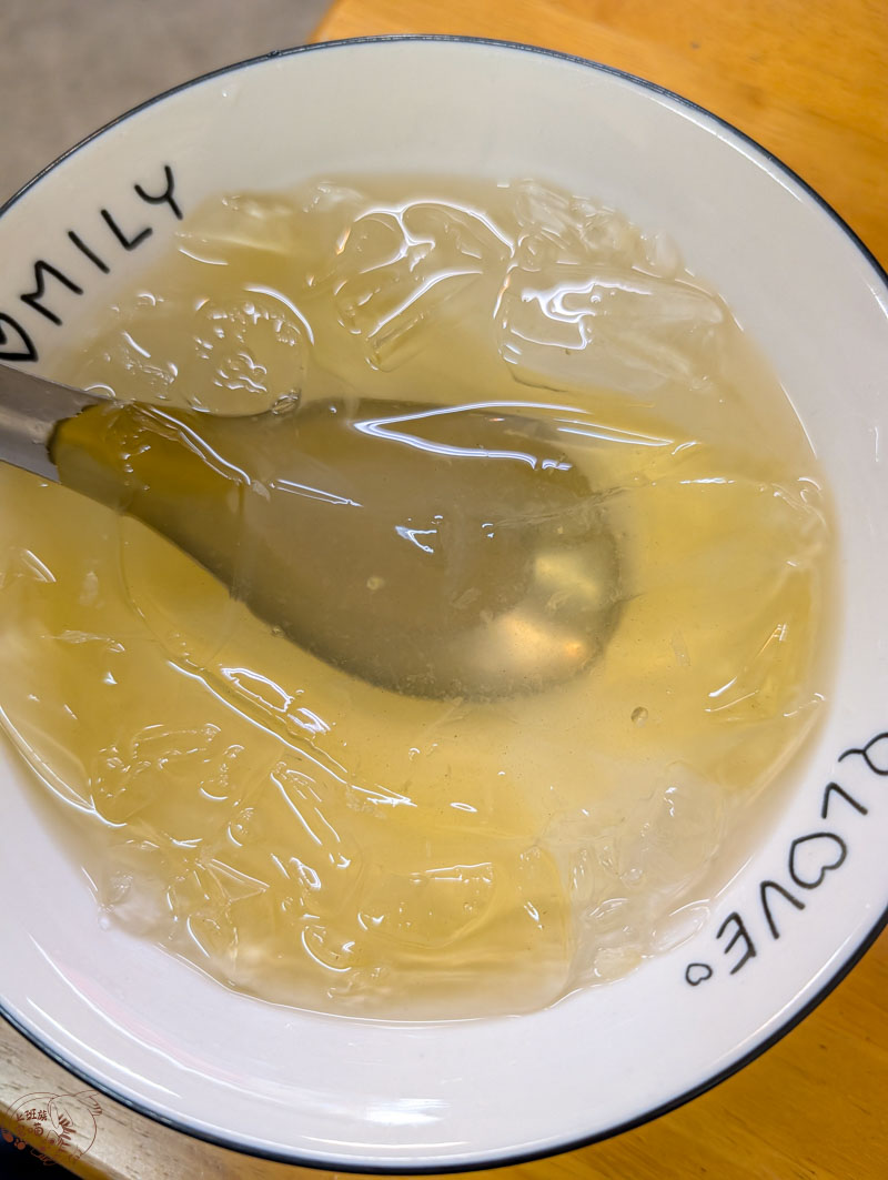 花蓮甜點推薦|楊子萱招牌愛玉:甜點店竟然賣米粉羹?手工愛玉酸甜可口 6 花蓮甜點推薦|楊子萱招牌愛玉:甜點店竟然賣米粉羹?手工愛玉酸甜可口