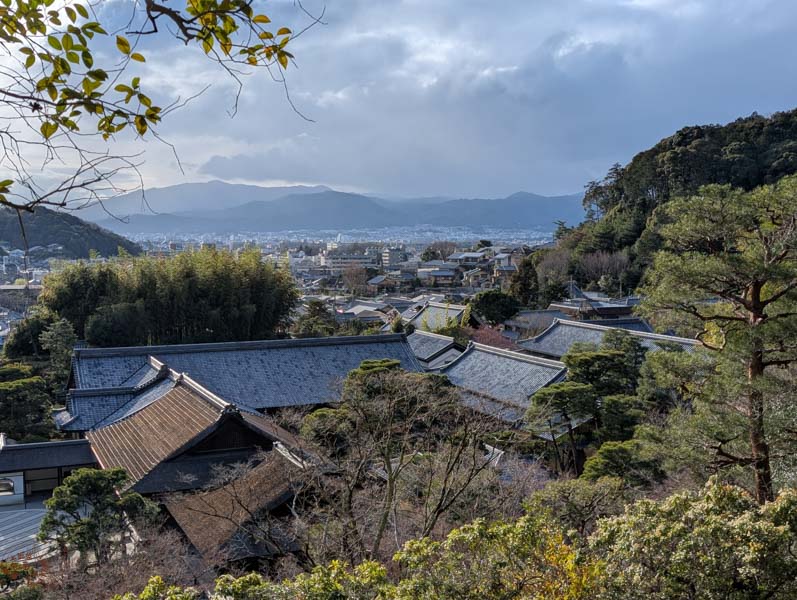 【京都景點】銀閣寺（慈照寺）｜門票交通與必看銀沙灘，日本詫寂美學的展現