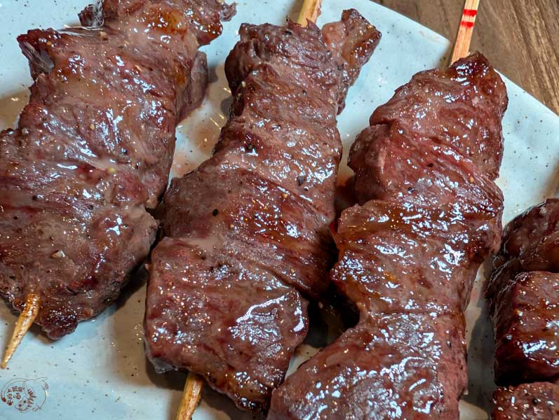 【花蓮宵夜】上谷串燒｜烤功一流的和牛串燒x鮮美生蠔，花蓮午夜場美食推薦