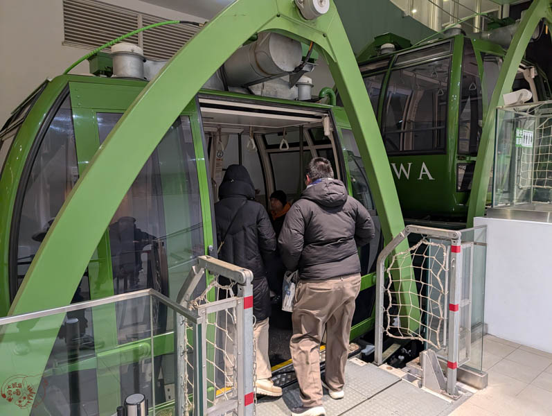【札幌景點】藻岩山|北海道最美夜景!搭上纜車登頂俯瞰360度璀璨夜景 5 藻岩山的纜車