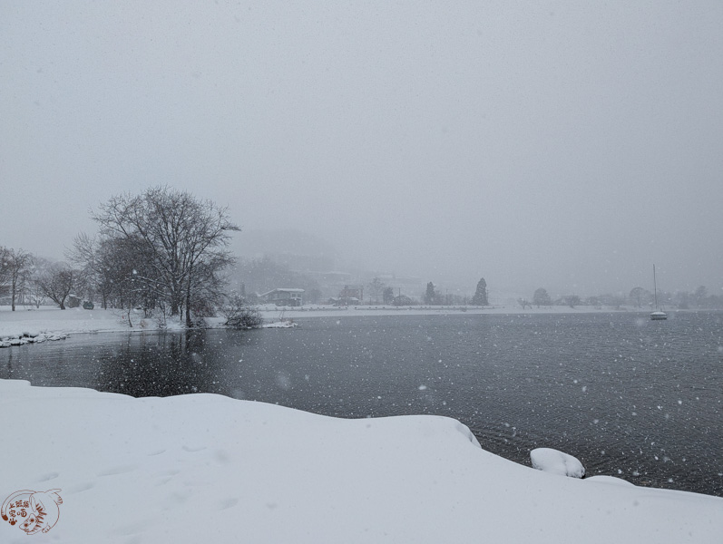 【北海道景點】浮見堂｜隱於湖畔的雙層古塔，免費且超美的洞爺湖景點