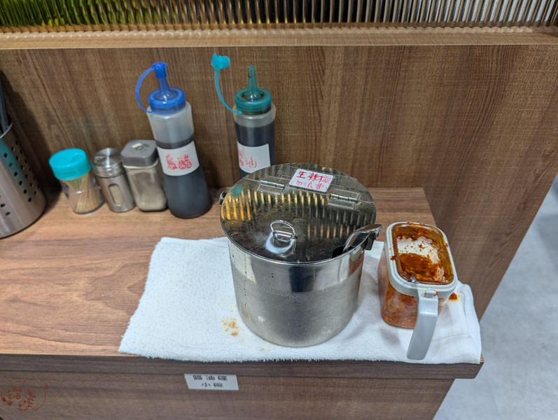 【花蓮美食】招弟大飯店｜豪氣豐盛的添丁霸王雞飯，花蓮必吃美味土雞肉