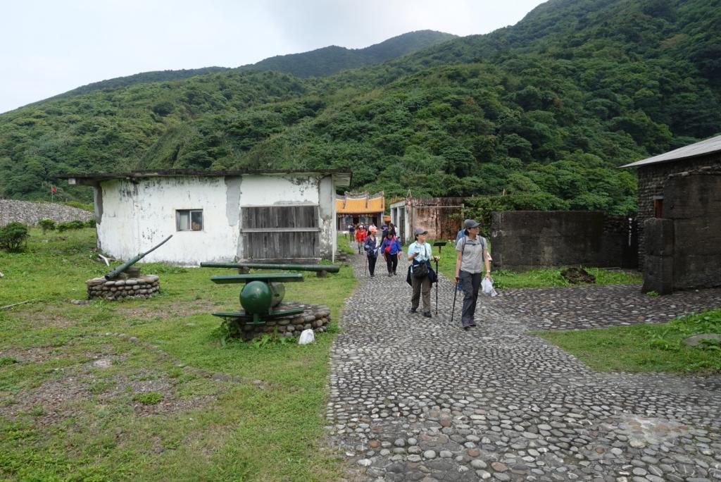 【宜蘭頭城】龜山島一日遊｜一覽龜山八景與攻略龜山島高峰401高地，享受神祕的龜山島風光