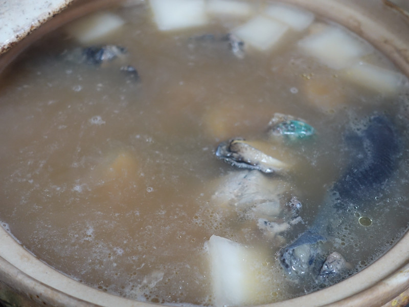 【食譜】老菜脯雞湯｜陳年菜脯與雞肉共織的鮮美雞湯，濃郁又多層次的味覺享受