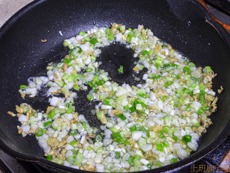 【食譜】油蔥雞｜原來油蔥雞也能這麼簡單，在家重現餐館美味佳餚