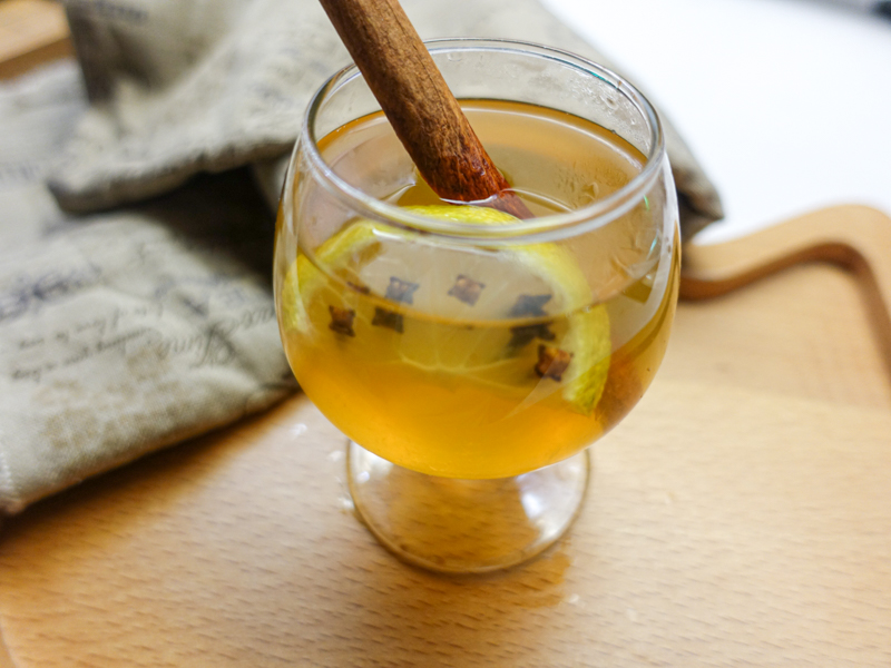 【酒譜】HOT TODDY｜熱威士忌也能甜美好喝，蜂蜜檸檬與酒相伴