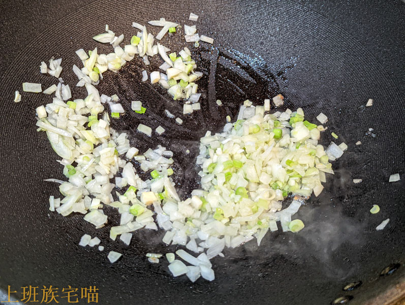 鳳梨海鮮炒飯做法