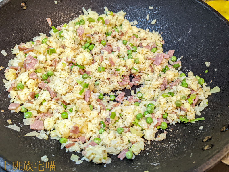 鳳梨海鮮炒飯